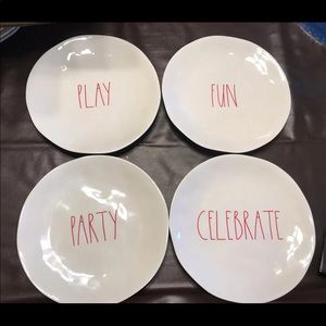Rae Dunn Dinner Party Plates